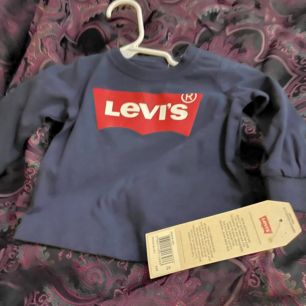 Levi long sleeve shirt